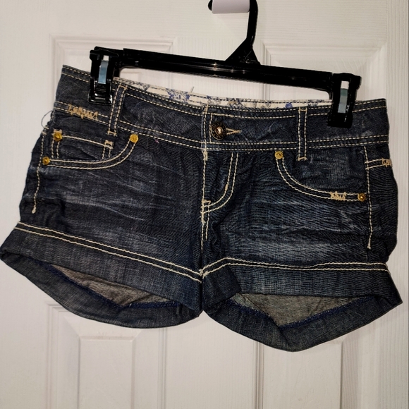 Women's Guess Jean shorts - Picture 1 of 4